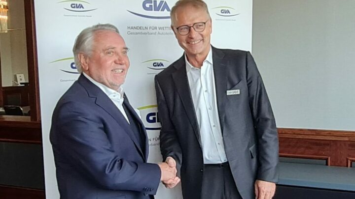 GVA-Präsident Thomas Vollmar (r.) und Ex-Präsident Hartmut Röhl (l.)